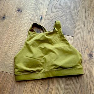 High neck lululemon energy bra size 6